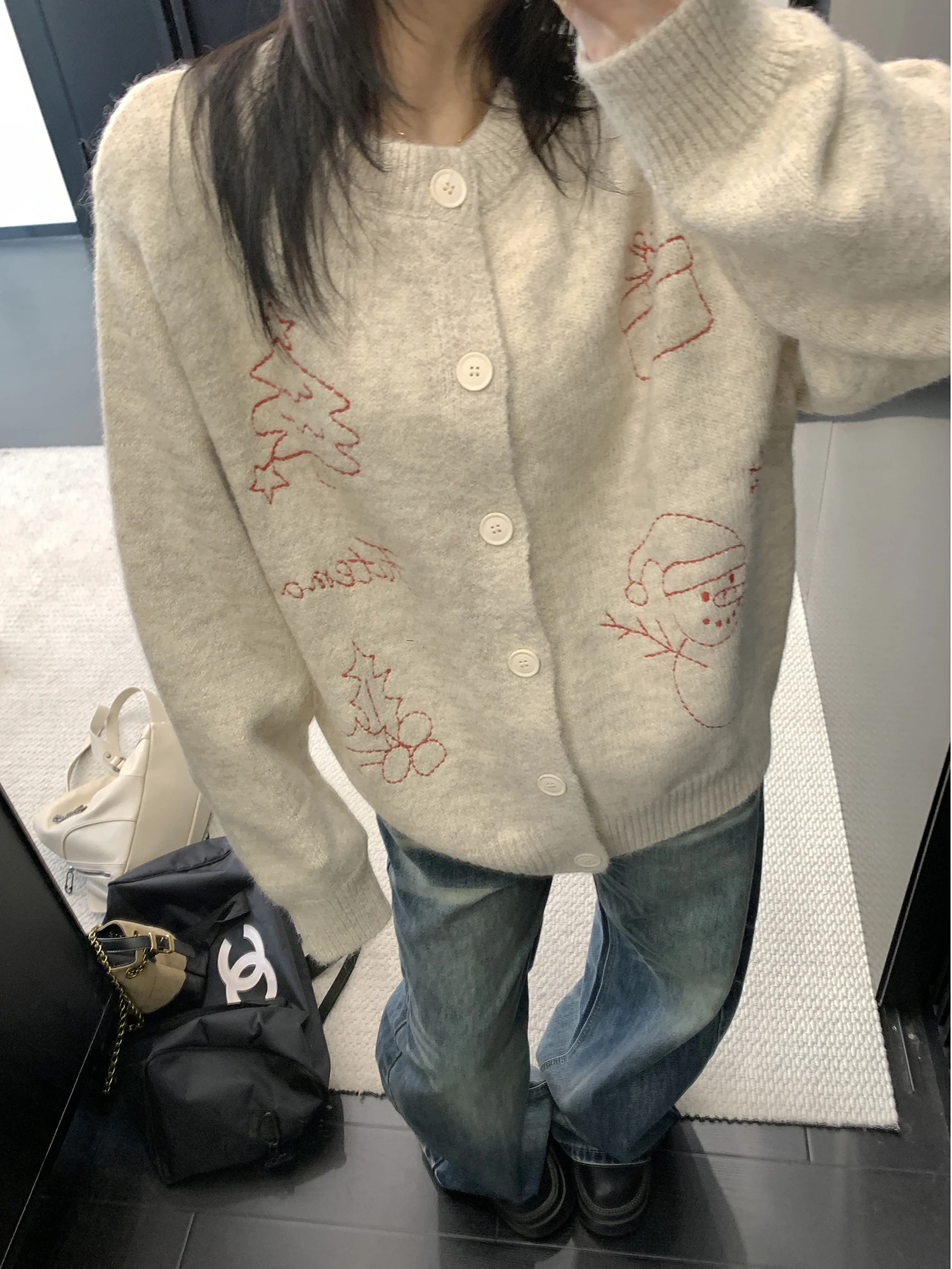 

Thiened Winter Sweater Women's Loose round Ne Knitted Cardigan Coat Cartoon Embroidery Casual Faion Polyester Fiber