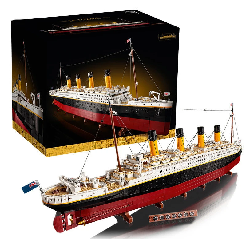 MINISO With Lights Compatible MOC Display Titanic 9090PCS Large Cruise Boat Ship Building Blocks Bricks Children Toys Gifts