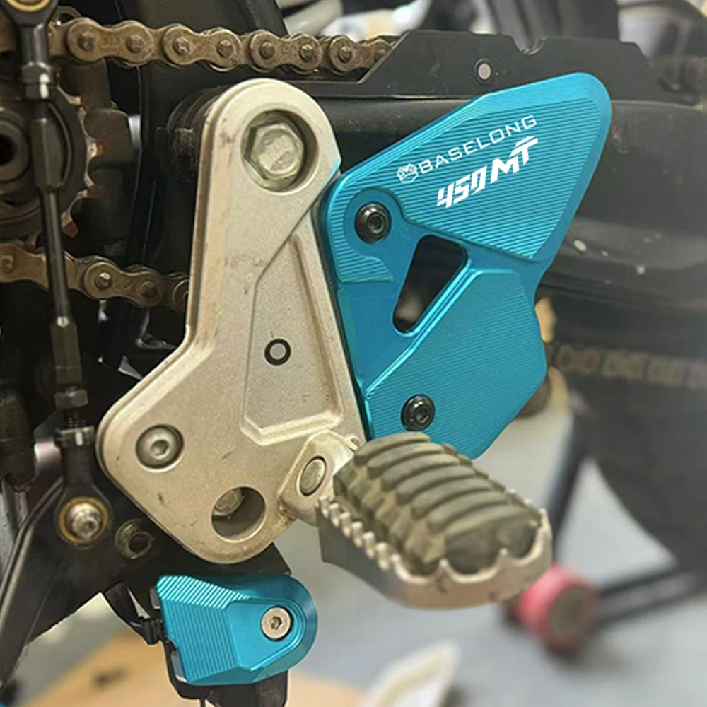 

Motorcycle Rear Heel Cover FOR CFMOTO 450MT IBEX 450 800NK 2024 2025 2026 Brake Master Cylinder Guard Foot Peg Rest Protector