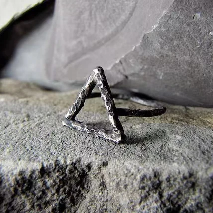 Boyfriend Gift Fire Symbol Esoteric Wicca Triangle Ring Viking Punk Gothic Antique Simple Male Anel For Men Rock Bikers Jewelry