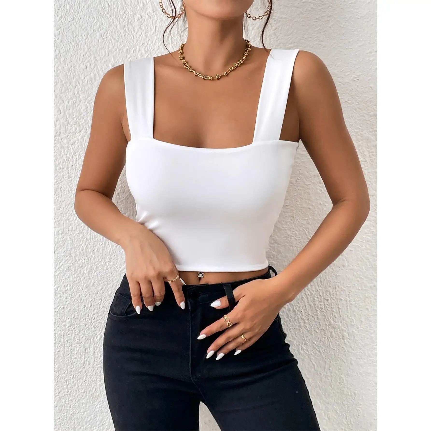 

2023, сексуальный приталенный жилет без бретелек, топ без бретелей, трансграничное новое поступление, длина, чистый цвет, полиэфирное волокно