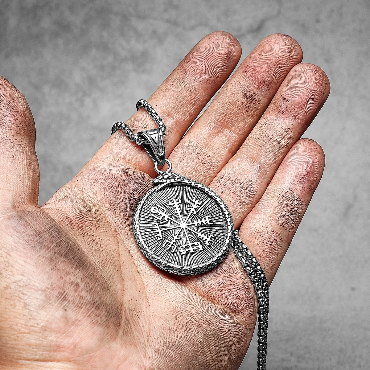 Vintage Norse Viking Necklace Men Stainless Steel Ouroboros Snake Vegvisir Valknut Pendant Chain Punk Rap for Male Jewelry Gift