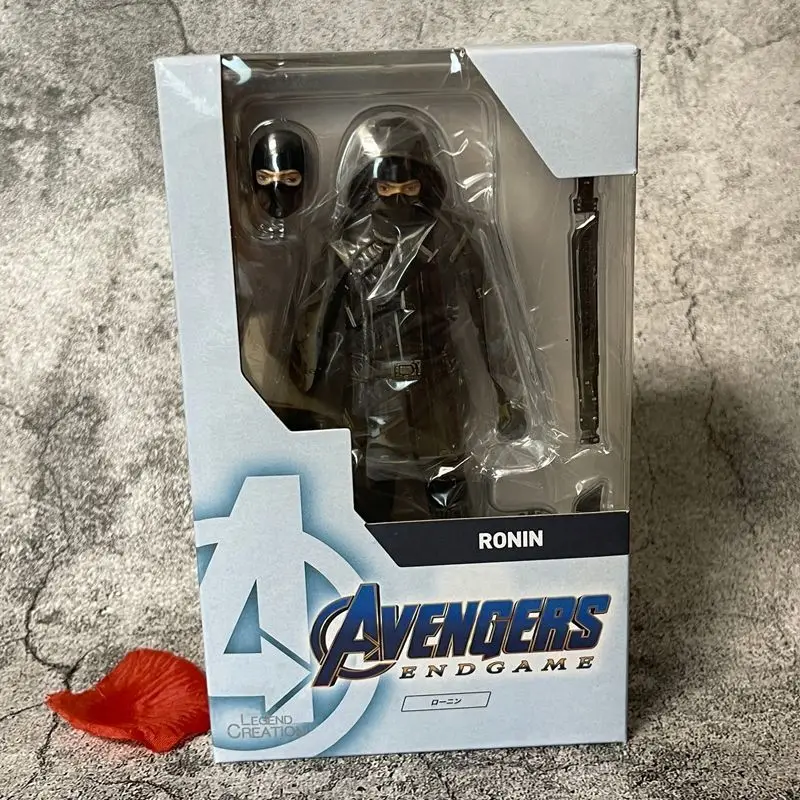 SHF Ronin Hawkeye PVC Action Figure Marvel Avengers Series Ronin Figuras المنقولة سطح المكتب زخرفة تحصيل نموذج اللعب الأسهم