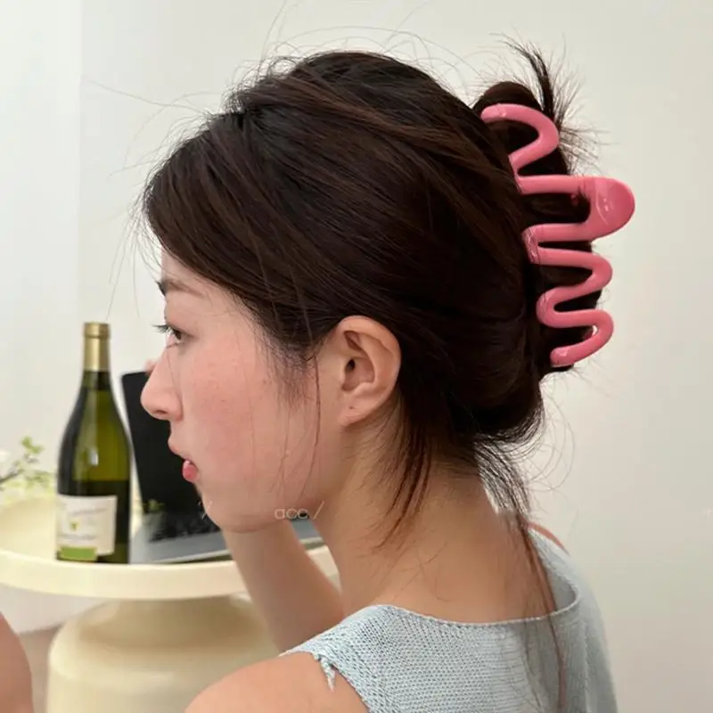 Bunte Jelly-Wellen-Haarklammer, Haarklammer im Haifisch-Design für Frauen und Mädchen, koreanische, süße, einfache, unregelmäßige Haarklammer, Haaraccessoires – Detail 4