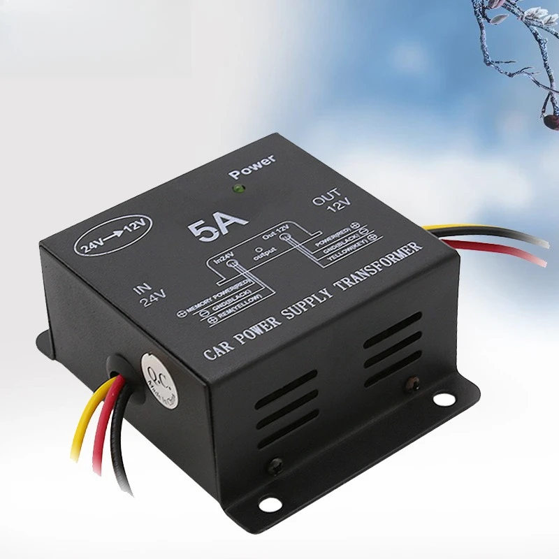 

5A Полномощный преобразователь постоянного тока от 24 В до 12 В постоянного тока Автомобильный понижающий железный корпус Шестипроводной конвейер