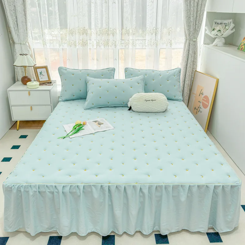 

2025 new solid color embroidery thickened bed skirt clipped with cotton soft and vertical elegant without deformation bed skirt