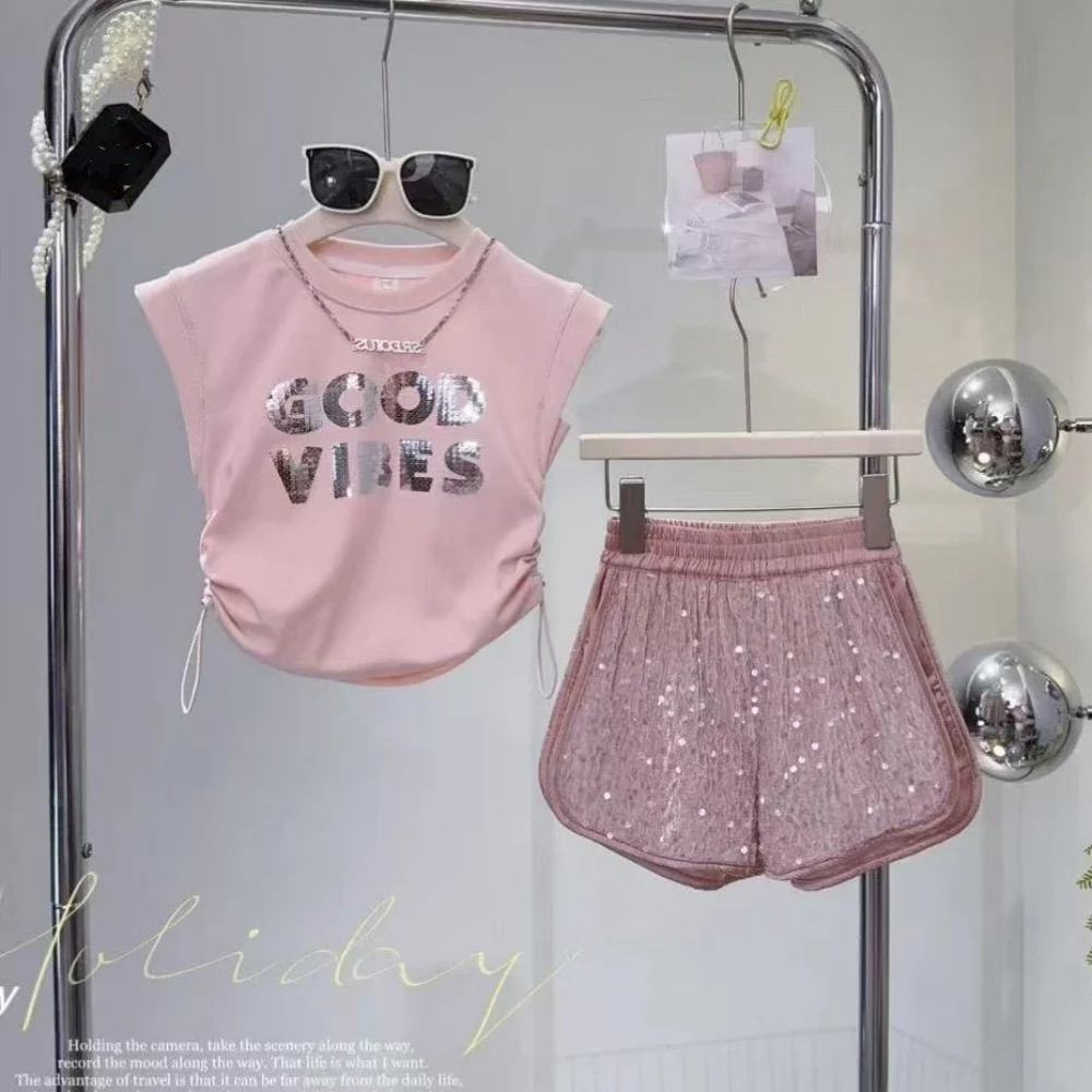 

Kids Girls' Summer Clothing Set 2026 New Children's Fashion Sleeveless T-shirt Shiny Shorts Summer Two Piece Set 90-150CM