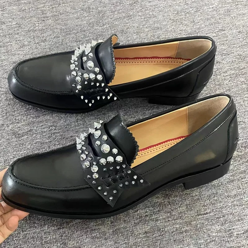 

New Black Genuine Leather Men Spiked Loafers Fashion Slip On Rivet Shoes Luxury Dress Shoes Italian Flats Casual Shoes