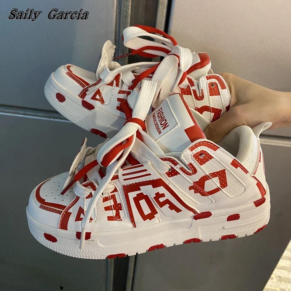 Scarpe vulcanizzate casual con lacci in colore misto retrò di grandi dimensioni Scarpe da ragazza cool stile INS di nuova moda Scarpe con plateau a punta tonda