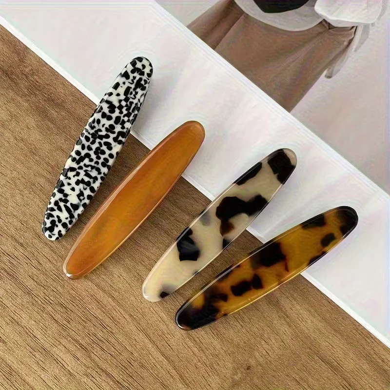 5-teiliges modisches Haarnadel-Set für Damen – enthält Haarschmuck in den Farben Tortoiseshell, Leopardenmuster, Marmorfarbe und Metallic. – Detail 5