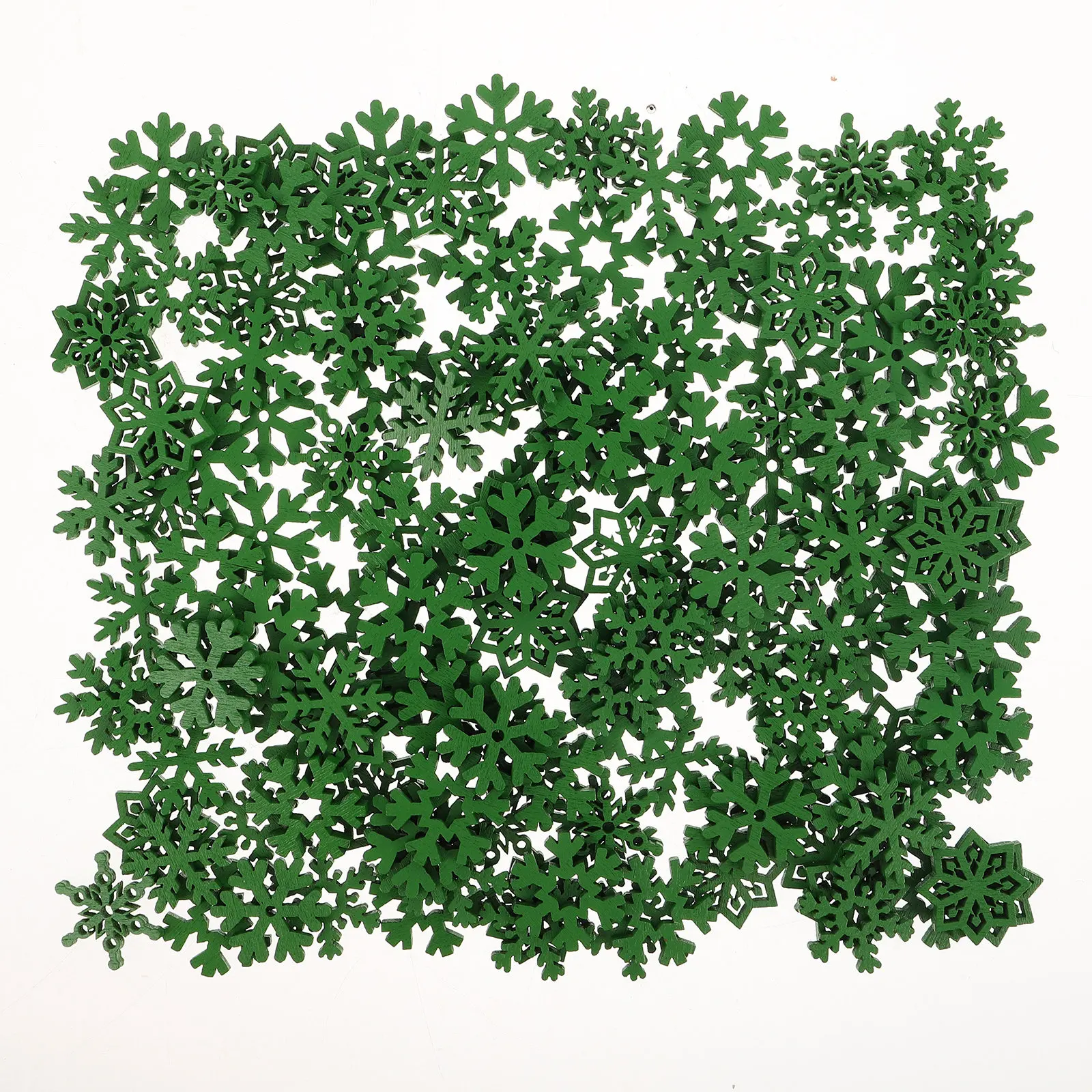 150Pcs Wooden Xmas Snowflake Ornaments Farmhouse Christmas Decor Winter Holiday Hanging Wood Cutouts Wall Tree Window
