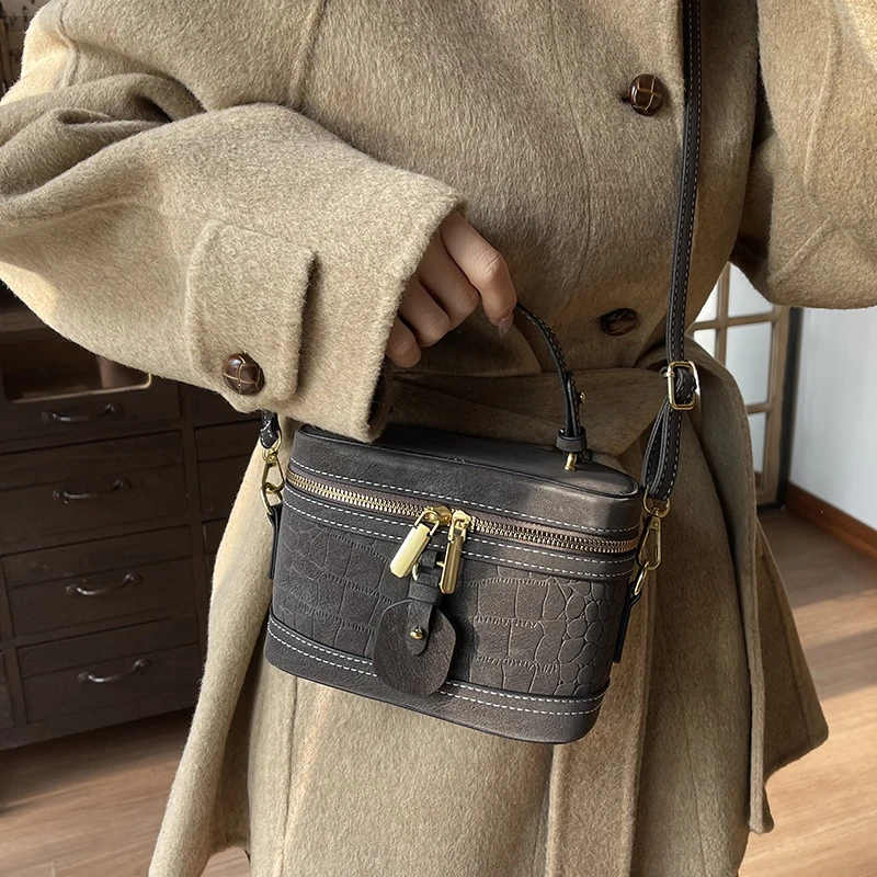 

High-End Retro Frosted Stone Pattern Handbag 2025 New Fashion Versatile Mini Shoulder Crossbody Bag 3112CCJ