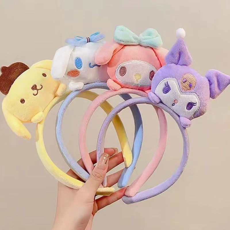 Sanrio Kuromi Melody Cinnamon Headband bonito dos desenhos animados, boneca de pelúcia criativa, acessórios para cabelo infantil, presente