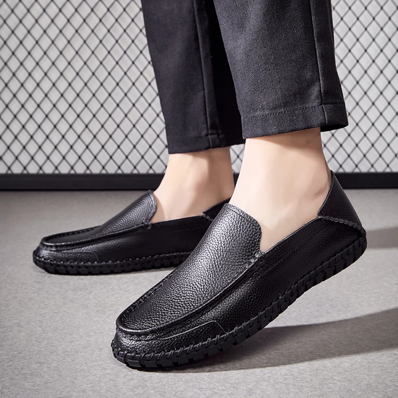 Fashion brand men's breathable and anti slip loafers for spring, new men's comfortable soft soled handmade stitched casual shoes