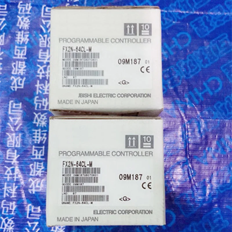 وحدة FX2N-64CL-M PLC أصلية جديدة FX2N64CLM بقعة