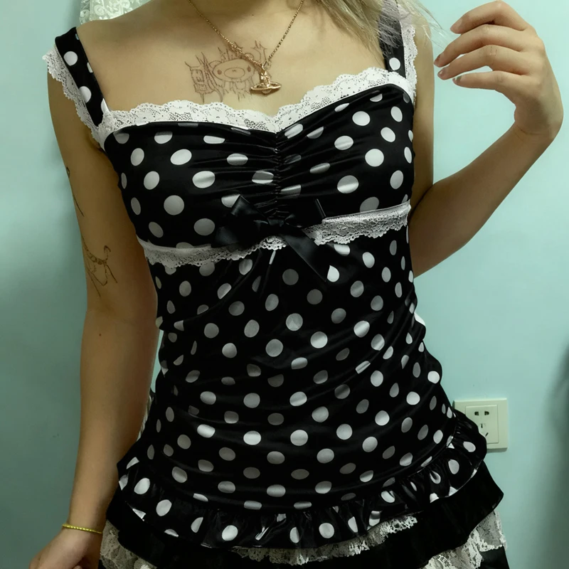 Y2k Kawaii Rüschen Saum Crop Tops Frauen Polka Dot Tank Tops Süße süße Mädchen 2000er Jahre Retro Spitzenbesatz ärmellose Milchmaid Weste