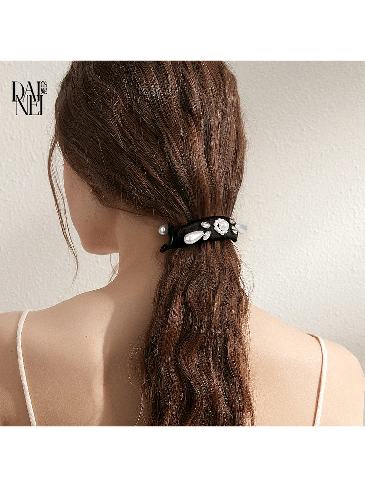 sweet-anti-slip-banana-hair-clips-dainei-sli-hair-accories-for-ponytails-fabric-material-korean-sle-non-mall-matches