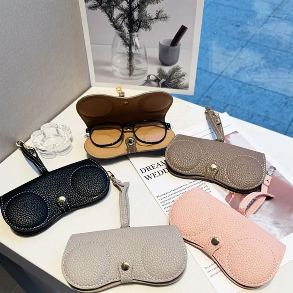 

PU Leather Sunglasses Storage Bag Solid Color Durable Sunglasses Pouch with Keyring Portable Hanging Sunglasses