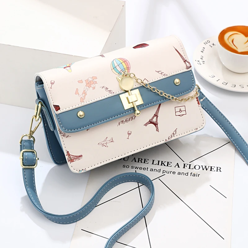 

Trendy Crossbody Bag With Wide Strap, Square Flap Design Bag With Polyester Lining, Casual Shoulder Purse