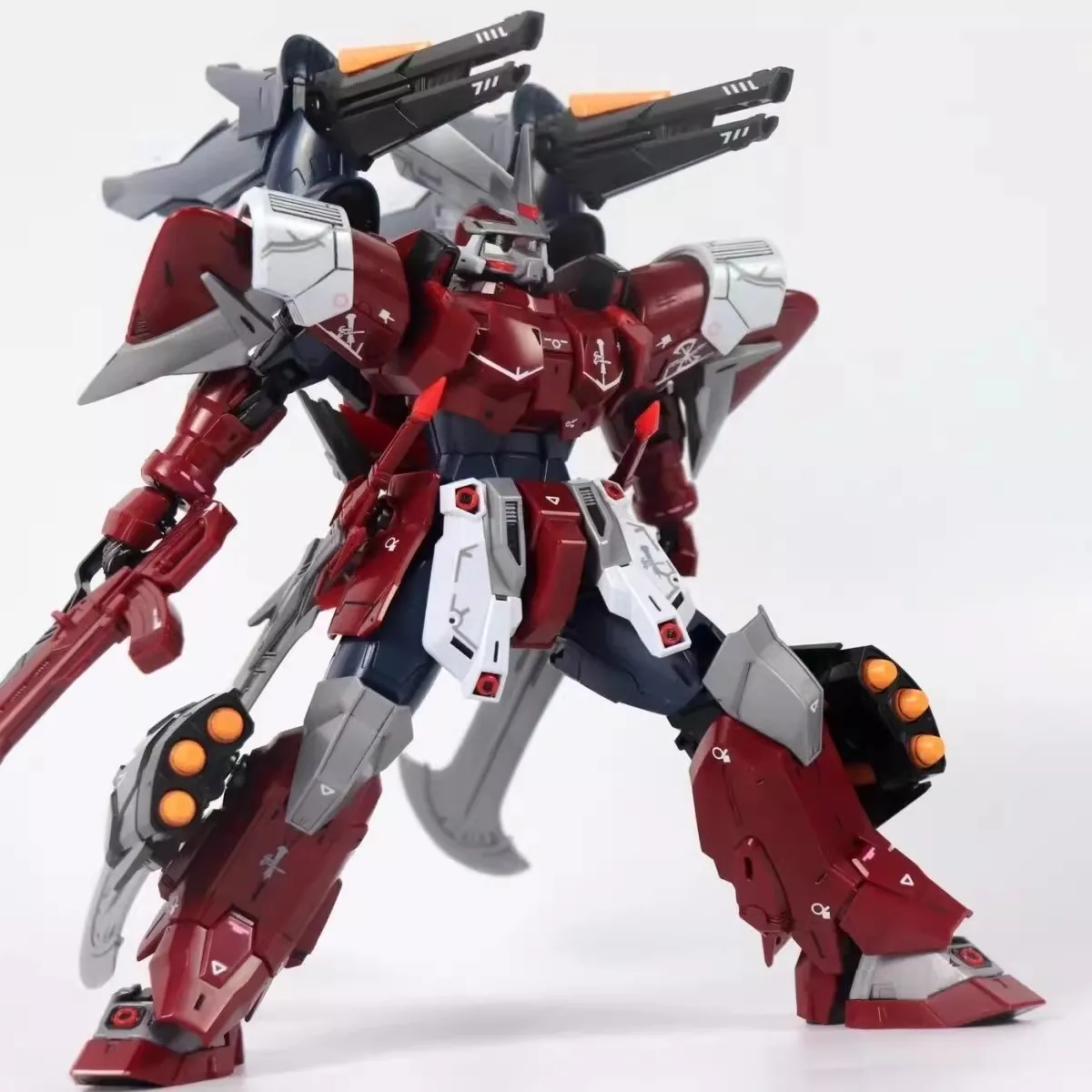 Huanying Model Mg 1/100 Ginn Gladiator Zgmf-1017gr Zestaw Modelarski do Składania Figurki Akcji Robot Plastikowe Modele Zestawy Zabawki Prezenty dla Dzieci