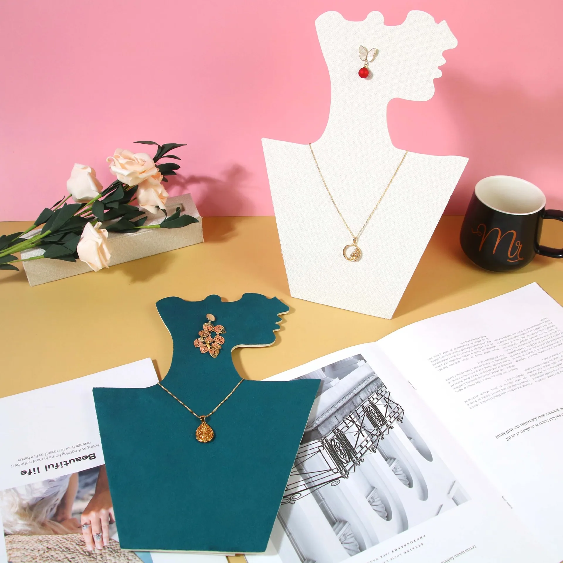 Light Luxury Jewelry Flat Portrait Collapsible Flannelette Jewelry Rack Necklace Earrings Display Props Display Rack