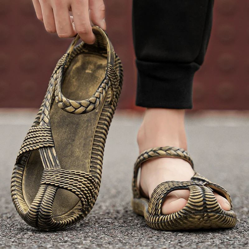 Men's Summer Outdoor Sandals Anti-Slip Roman Woven Grass Shoes Water-Resistant Driving Large Size Sports Beach Slippers