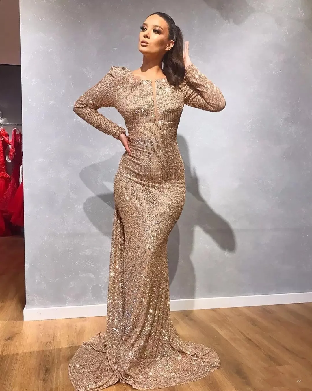 Arabic Middle East Gold Long Sleeves Mermaid Prom Dresses 2023 Red Sequined Black Girls Prom Wear Gowns Robes De Soirée Custom