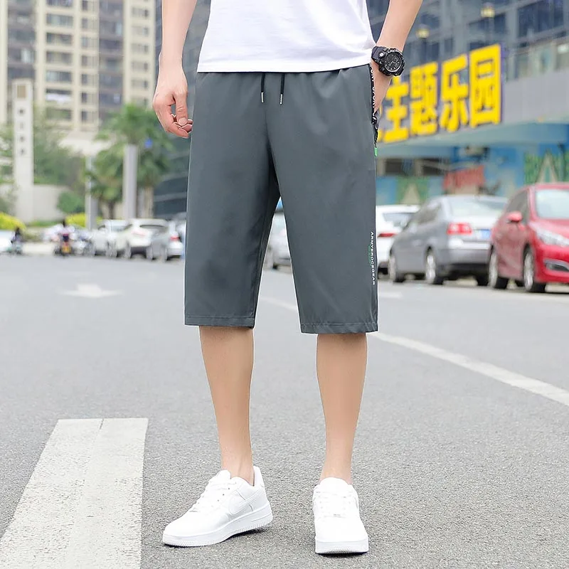 

Summer Fashion Trend Ice Silk Shorts for Men's Outdoor Leisure Loose Comfortable Lightweight Cool Breathable Seven Inch Shorts