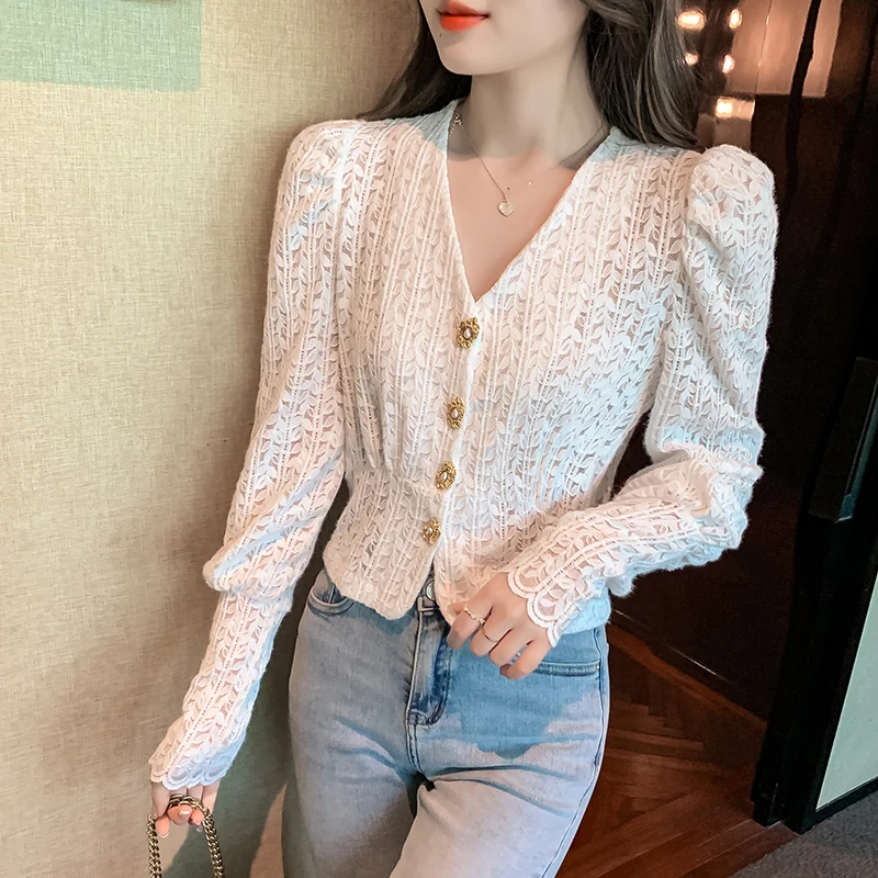 Women Lace Patchwork Shirts Korean Elegant Pearl Slim Long Sleeve Female Blouse Autumn New Chic V Neck Ladies Crop Tops