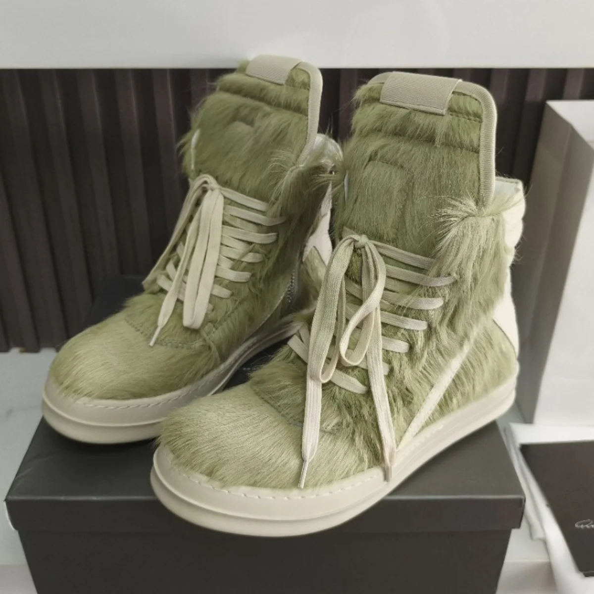 R-o Men Ankle Boot Brand Shoe Gray Green Horse Hair Boots Women Flat Sneaker High Top Casual Shoes Green Horsehair Sneakers