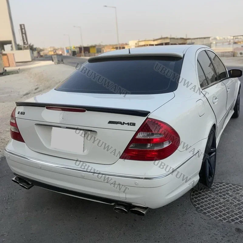 Für Benz W211 E300 E320 E240 2005-2009 ABS Heckklappen-Spoiler Ducktail Lippe Flügel – Detail 2