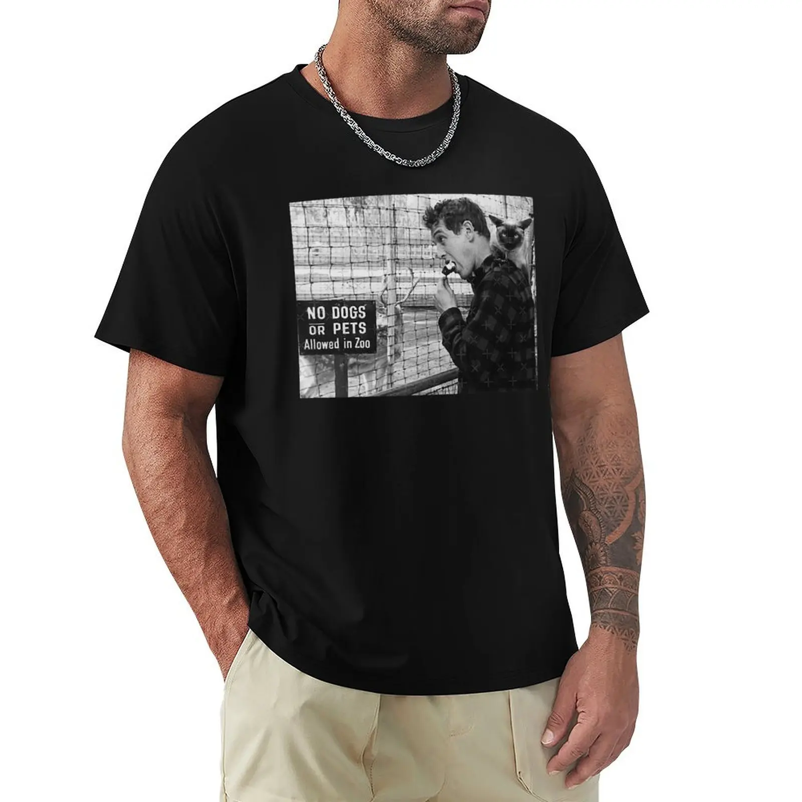 

Paul Newman - Enemies T-Shirt Plus Size Comfort Fit Tee