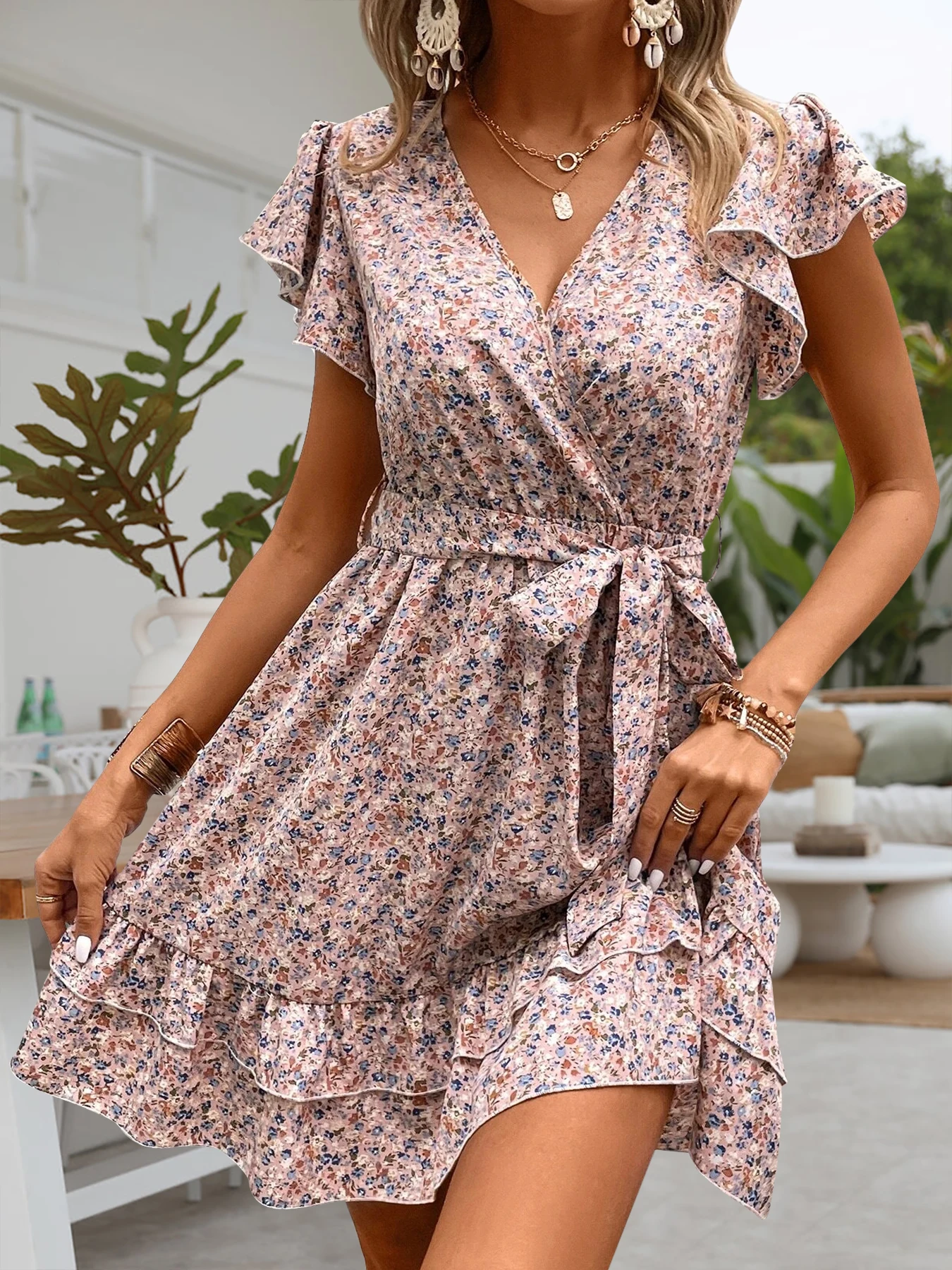 Vestido corto con estampado Floral para mujer, minivestido informal de manga corta con volantes, cuello en V y cinturón, elegante, Verano