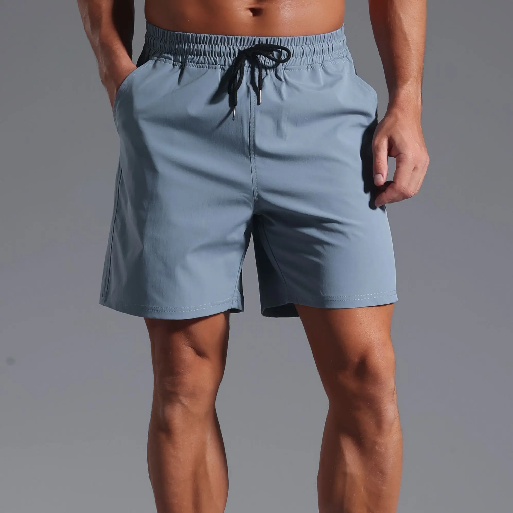 

Мужские эластичные спортивные шорты-брифы из 4 частей: базовые, универсальные, модные, для фитнеса, легко сочетающиеся с другой спортивной одеждой