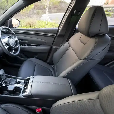 Per Hyundai Tucson Santa Elantra Palisade Venue Sonata Genesis 4 5 6 7 8 posti Accessori auto su misura Coprisedili in pelle