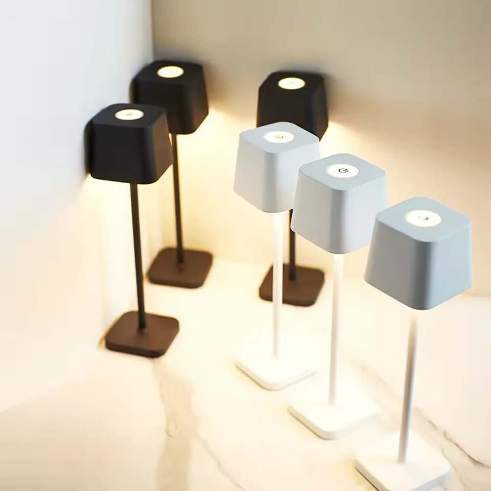 

Rechargeable Cordless Table Lamp in Bedroom USB Lighting Bar Hotel Restaurant Cordless Table Lamp Acrylic Decoration