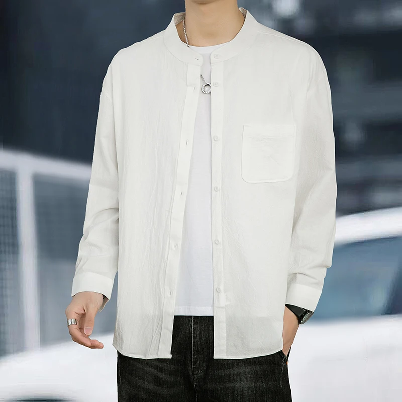 

Simple Fashion Men's Solid-Colored Stand-Collar Shirts Single-Pocket Design Interpreting the Blend of Leisure and Fashion