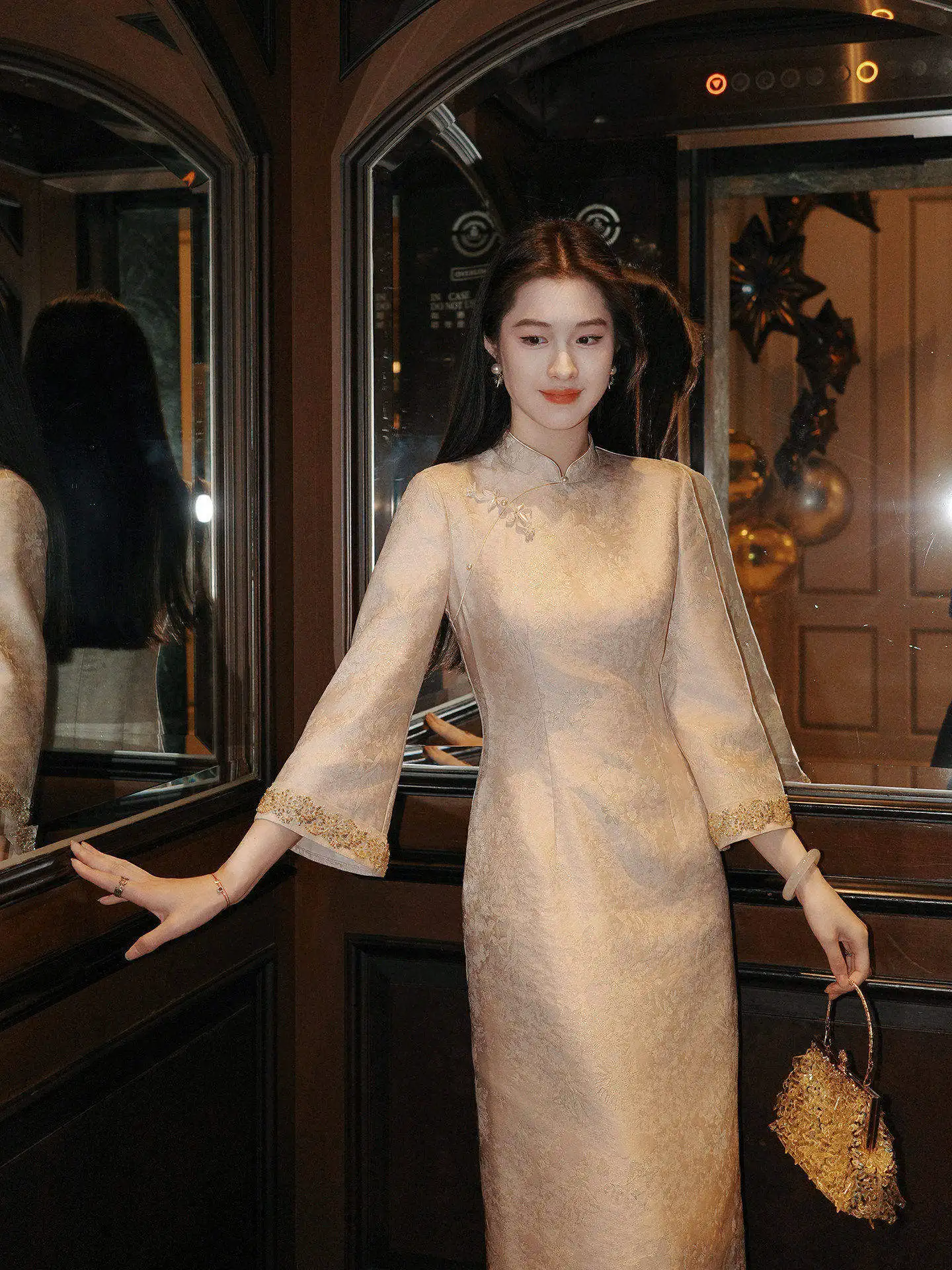 

Платье Lingshan Zhihe с длинными рукавами для ранней весны, традиционное китайское платье с вышивкой, улучшенная версия, женское платье