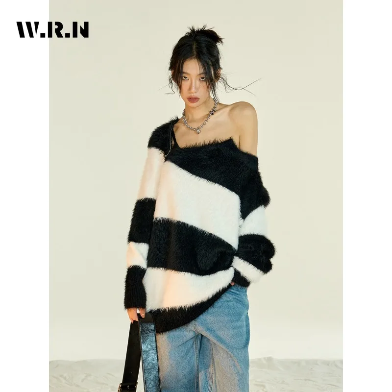 

2023 Autumn Winter Hotsweet Casual One Shoulder Knitting Long Sleeve Cardigans Women Striped Loose Ladies Clubwear Sexy Sweater