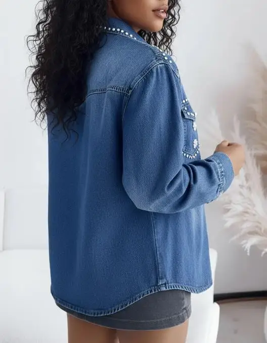 

Autumn New Fashion Trend Nail Bead and Rhinestone Flower Decoration Button Front Washed Retro Long Sleeved Denim Jacket