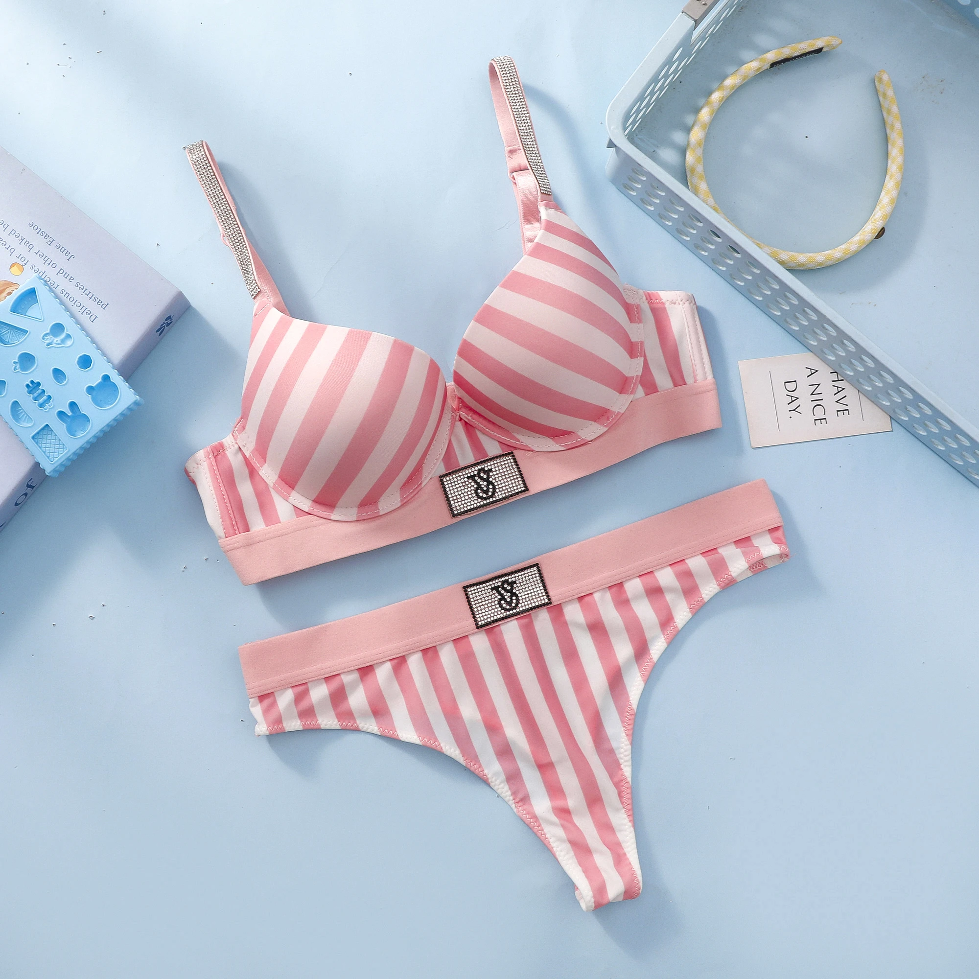 Victoria's Secret Wireless Demi T-Shirt-BH-Set, sexy Dessous-Set für Damen, Spitzen-Push-Up-BH, bequem