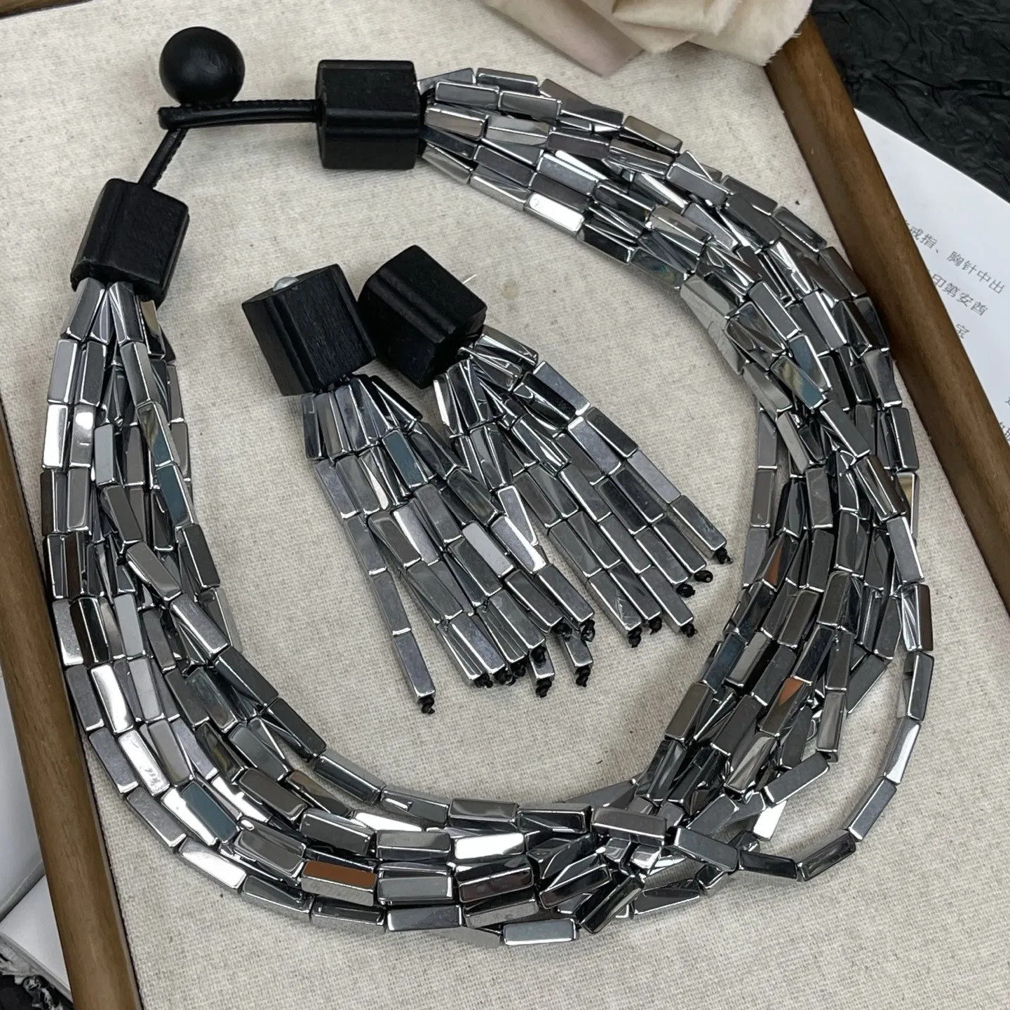 

Дизайнерские новые многослойные серьги-колье серебряного цвета, модные и очаровательные женские украшения высокого качества