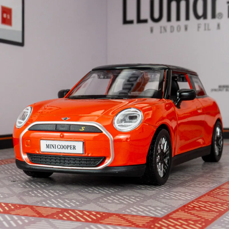 

1:28 MINI COOPER New energy sports car simulation alloy model ornament sound and light pull back boys' toy car