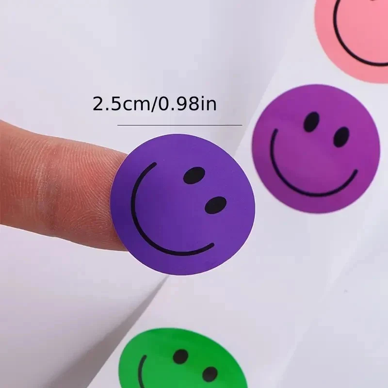 500PCS/Roll Colorful Face Sticker Emoji Reward Sticker 1Inch Round Smile Stickers for Kids Craft Journal School & Office Decor