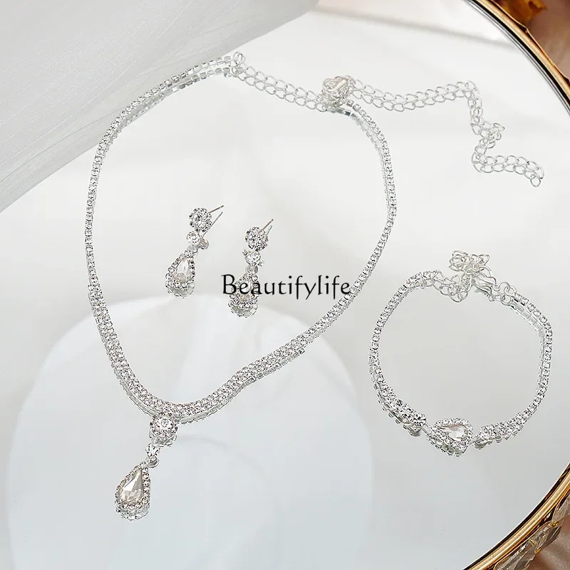 

European and American full diamond pearl accessories earrings bracelet 3-piece set dress accessories