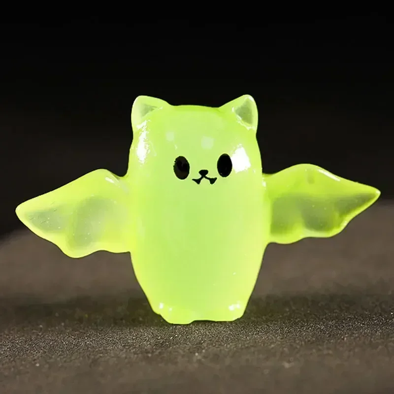 6 Stück Mini leuchtende Figuren Mini Katze Geist Kürbis Fledermaus Schädel Kerze leuchten in dunklen Mikro landschaft Miniaturen für Urlaub Halloween