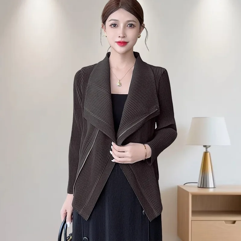 

Miyake Fall Lapel Thickened Fold Jacket Women's New Fashion Casual Commuter Zipper Top Loose Temperament Wrinkle-Free Clothing