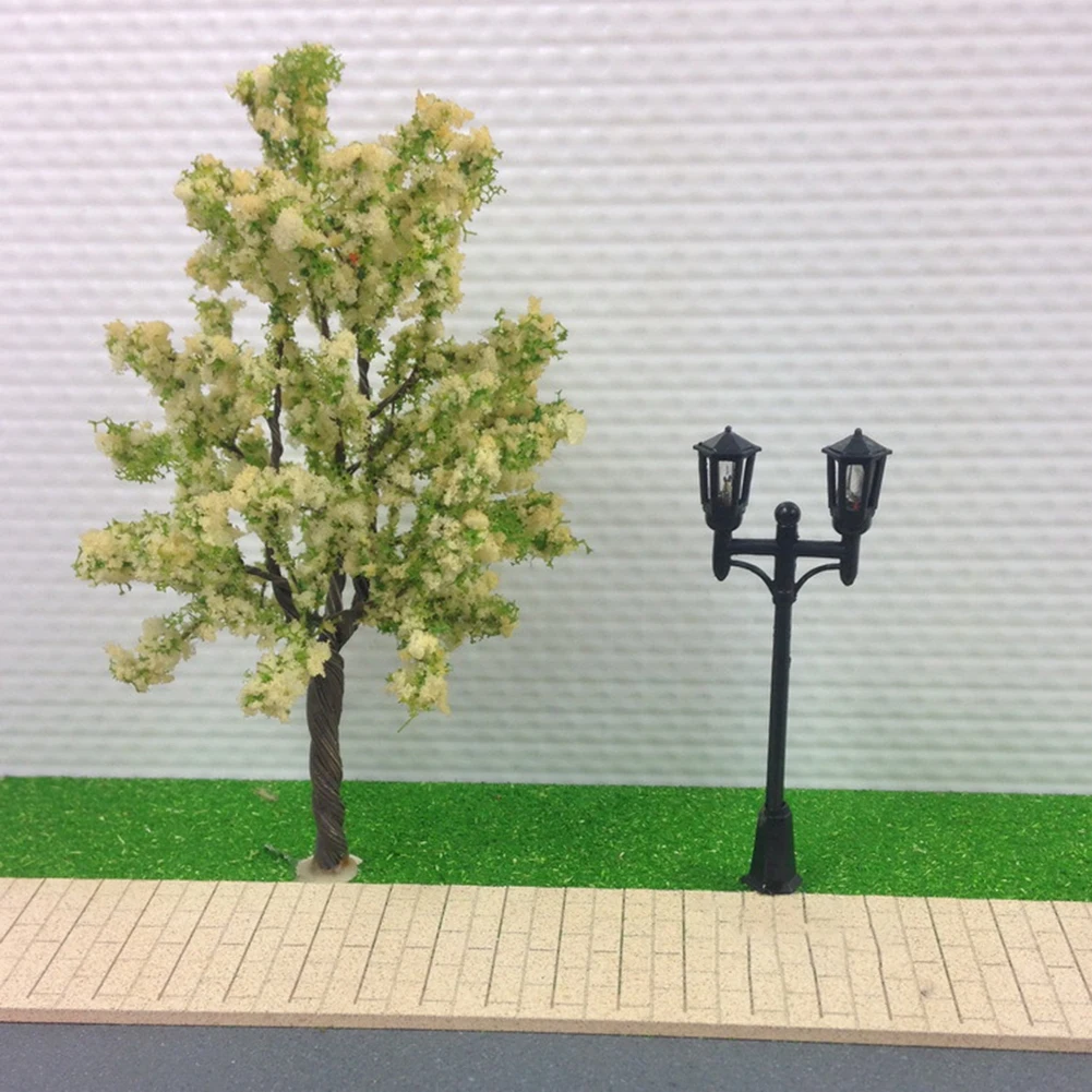 10Pcs Model Street Lights Scale 1:100 Railway LED Lamppost Patio Garden Lamps Playground Scenery Lamps Lighting