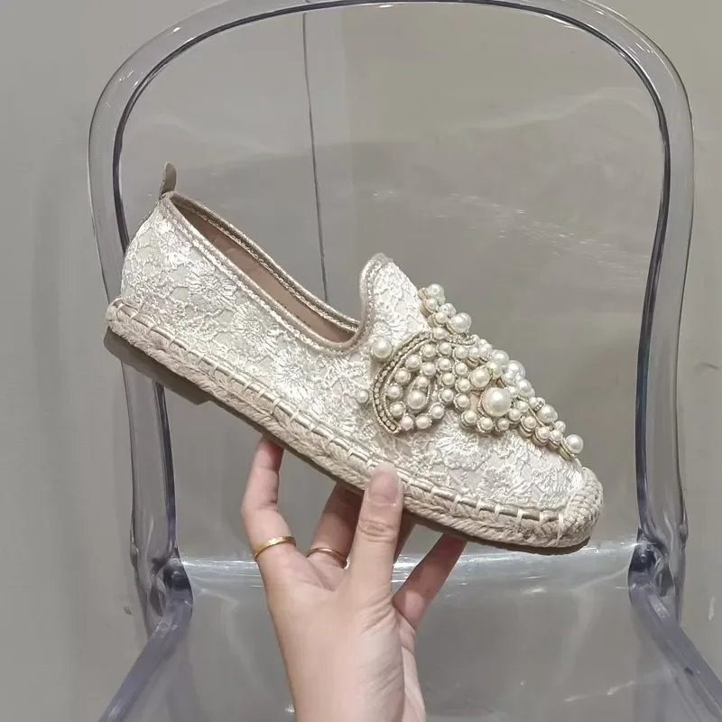 

Luxurious Lace Ancient Shoes Women Flat Sole Women Hollow Thick Sole Casual Shoes Solid Color Breathable Espadrilles New Fashion