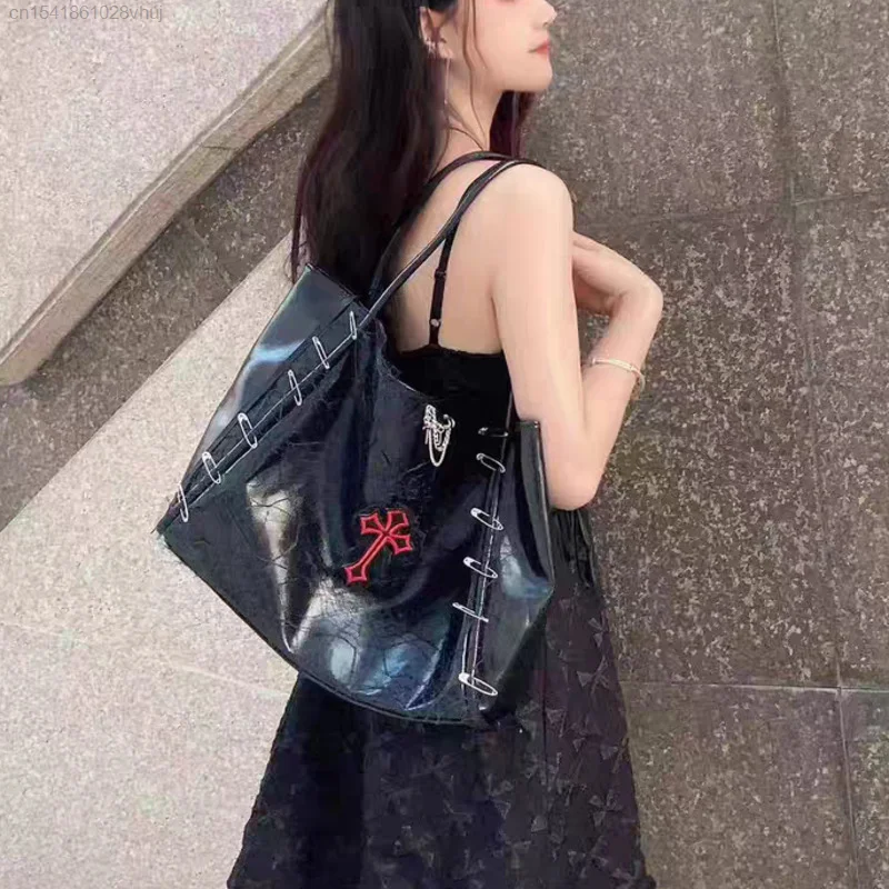 Fashion New Cross Spider Web Tote Bag For Women Goth Punk Large Capacity Black Shoulder Bag Y2k 2000s Spicy Girl Leather Handbag